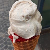 Vanilla and raspberry cone at Veganista Ice Cream IV in Vienna