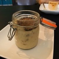 Muy equilibrado el sabor, el anacardo no es pesado como suele ser  at El Enano Verde in Torremolinos