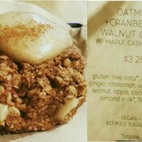 Oatmeal, Cranberry, Walnut Cookie at Oromo Cafe in Chicago