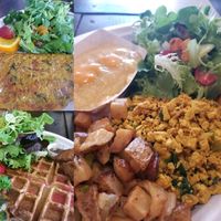 Sundays brunch at The District at Mills 50 in Orlando