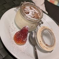 Tiramisú 5 € at Nirvana in Florence