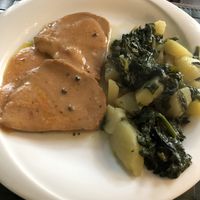 Seitan with potatoes at Nirvana in Florence