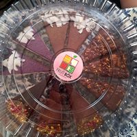 10 delicious raw vegan cakea at Fruit Box in Ohrid