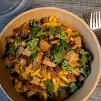 Vegan mac and cheese at Natureza in Prague