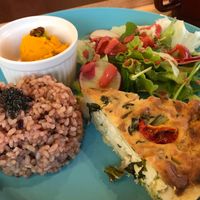 Small portion quiche set but yummy !  at Thallo in Kobe