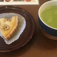 Banana tart, soy milk matcha at Thallo in Kobe