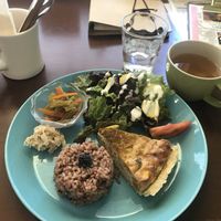 Original quiche plate at Thallo in Kobe