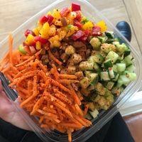 Build your own bowl at Poké Perfect - Prinsengracht in Amsterdam