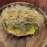 vegano avocado toast at Mahalo in Panama City