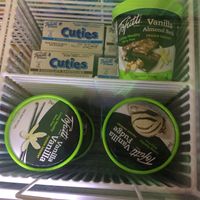 Vegan ice cream at Hilton Pizza in Hilton