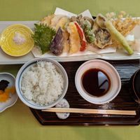 tempura dinner set at Yamaichi Bekkan in Miyajima