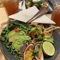 Vegan chicken teriyaki bowl at Feel Good in Groningen