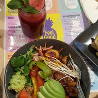 Vegan Chicken Teriyaki Bowl and the Immune Booster-juice at Feel Good in Groningen