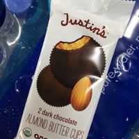 Vegan junk food. I'm always using my veganism to help me AVOID junk, but these are so darn good. :-) at Sol Foods Supermarket in Springdale