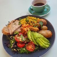 Vegan Englisch breakfast at Glow in Luxembourg City