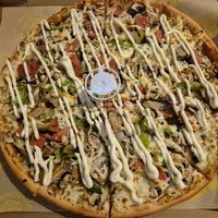 The Fonz (bbq base, mushroom, chickn, onion, capsicum, bacon, garlic aioli) $10 Thursdays: love the bbq base at Parrino's Pizza in Miranda