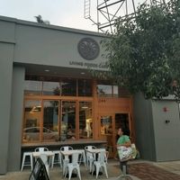 outside at Under the Sun Cafe in Long Beach