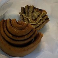 Re heated cinnamon roll  at HiPizza in Taipei