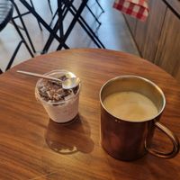 Kokosmousse mit Bohnen, Oat Milk Latte at HiPizza in Taipei