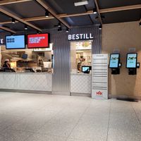 Pick up and order at MAX in Oslo