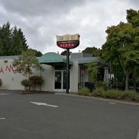 Store front at Mod Pizza in Bellevue