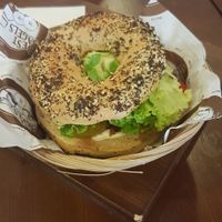 Veggie made vegan at Best Bagels Gambetta in Lyon