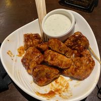 The gardein wings with bbq. *i assume the sauce that came with it is not vegan*   at Yard House in Las Vegas