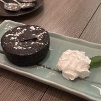 Postre de chocolate vegan   at Yoshi - Sushi & More in Madrid