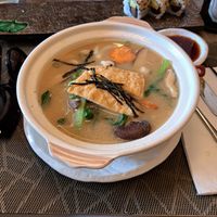 Fideos udon con vegetales y tofu at Yoshi - Sushi & More in Madrid