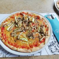 Vegan pizza at Ombra Restaurant in Kotor