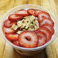 Strawberry shortcake bowl  at Juicekeys in Raleigh