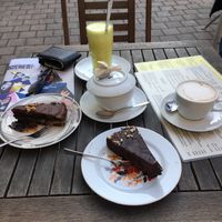 Golden Milk, Lupinencappuccino, peanut chocolate & raspberry chocolate cake at Dreizehn in der Muehle in Augsburg