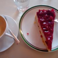 Cherry cheesecake at Dreizehn in der Muehle in Augsburg
