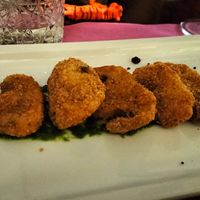 Funghi fritti con bagnetto verde e terra di ceci e cacao #Veganuary at L'OV Osteria Vegetariana in Florence