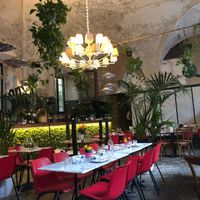 The design of l’ov at L'OV Osteria Vegetariana in Florence