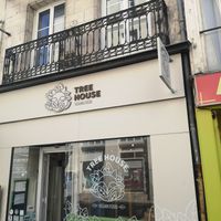 Outside at Tree House in Nantes