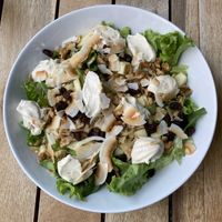 Salad “La de queso que no es queso" at La Pajarita in Tenerife