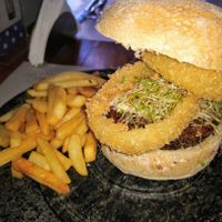 Top priced burger and cold chips at Camaraderia Gastrobar in Belo Horizonte