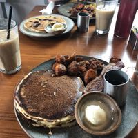 Minus the bacon (at the time I wasn’t fully vegan) this plate is vegan and the one across from me is too! at Bearcat Cafe - Uptown in New Orleans