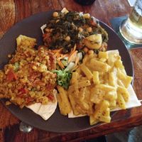 vegan curry plate at Kamayan Restaurant in Bremen