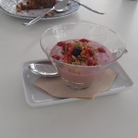 Strawberry mousse at V-Thos in Javea