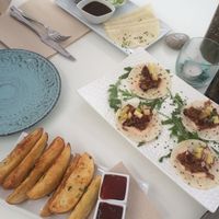 Jackfruit Hoisin Duck Pancakes and BBQ Tacos with Wedges at V-Thos in Javea