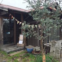 Entrance - looks like an old house at Shokudo Pace in Kamakura