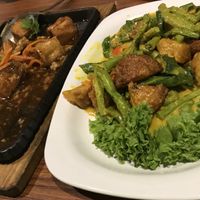 Hotplate tofu and butter lion mane’s mushroom at Time's Vege 时'素 in West Singapore