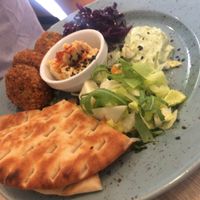 Falafel with pitta at Happy Bean in Prague