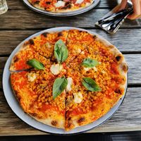 marinara with vuna and plantpased cheese chunks at Stripped Pizza - Seefeldstrasse in Zurich