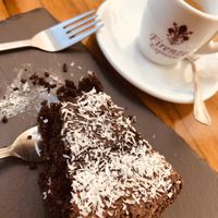 Vegan chocolate cake at De Francesco in Gran Canaria