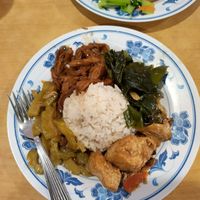 10RM for rice + 4 dishes at Zhun San Yen Vegetarian in Kuching