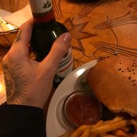 alcohol free beer & burger at Zu Spät in Leipzig