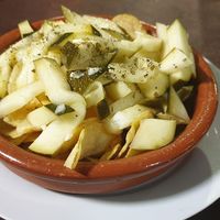 Noquerones en vinagre at V de Vegetta in Mostoles